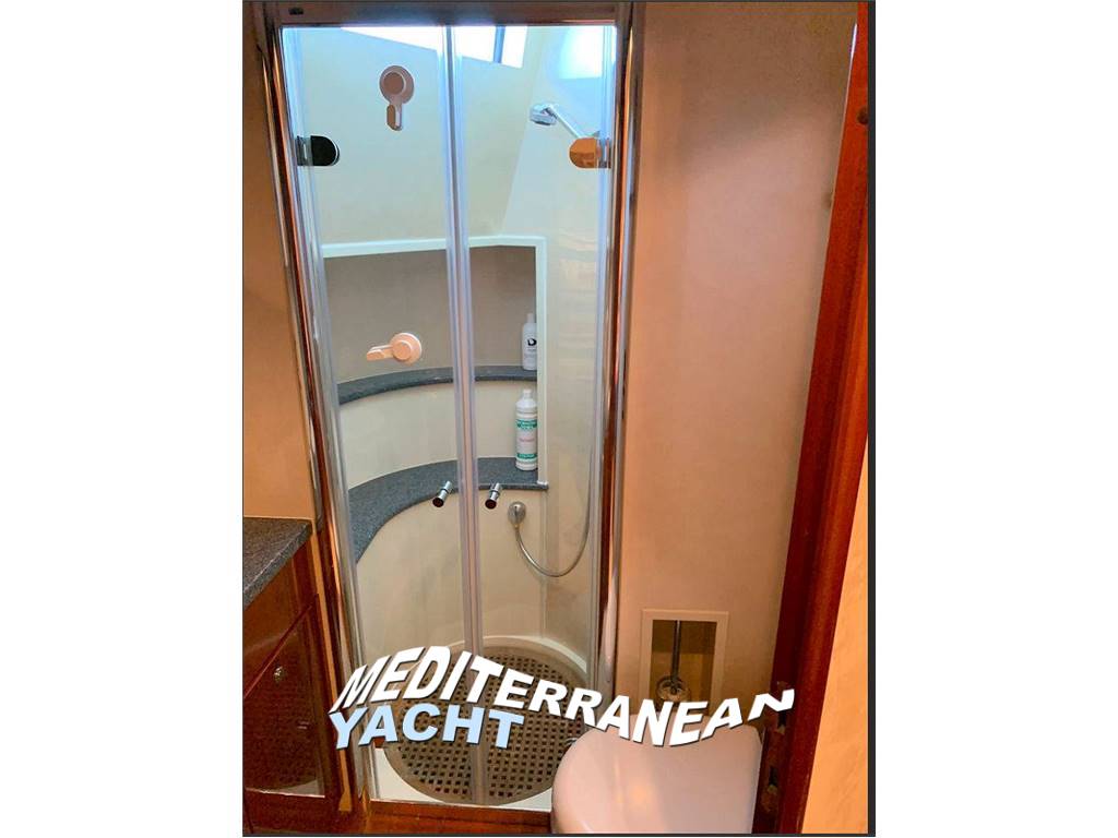 Fairline - Squadron 62