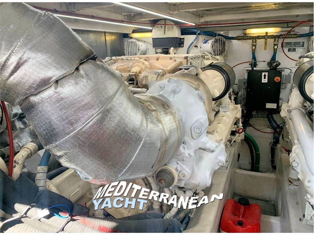 Fairline - Squadron 62