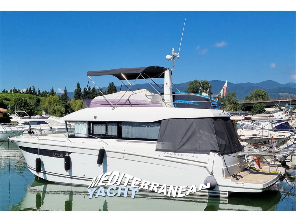 Jeanneau Velasco 43