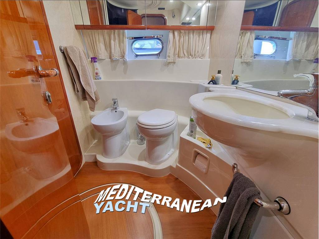 FERRETTI - 57