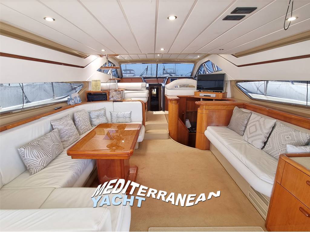 Ferretti 57