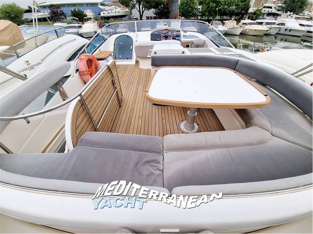 Fairline Squadron 55