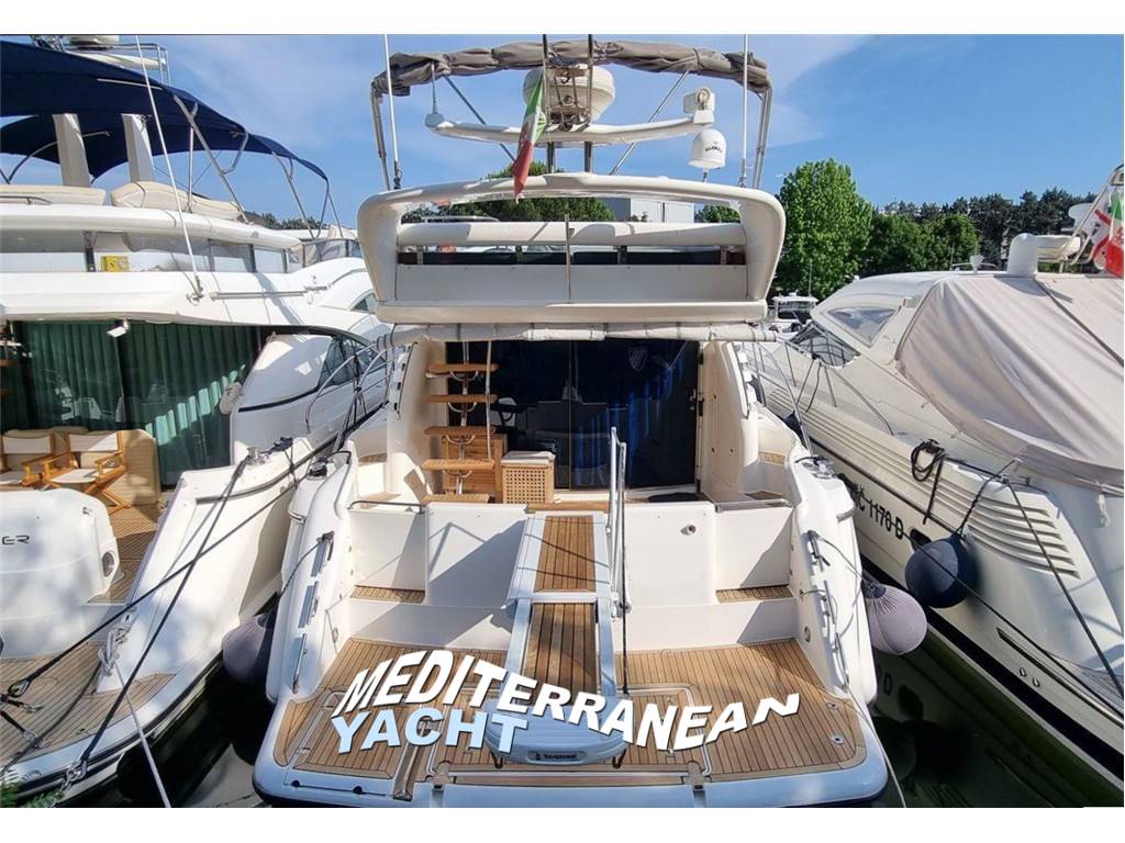 Fairline Squadron 55