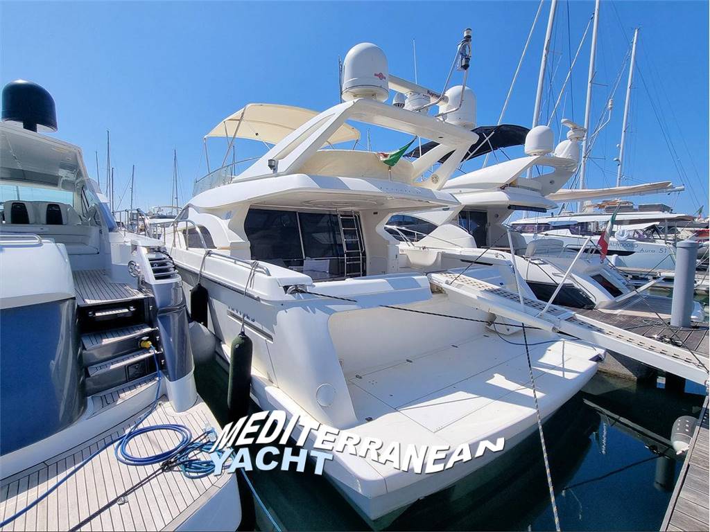 FERRETTI 57