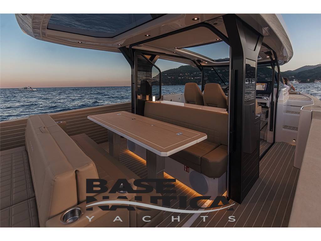SAXDOR YACHTS 400 GTS