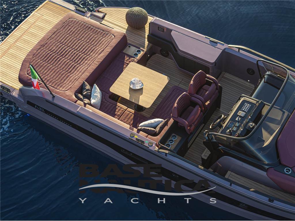 CRANCHI YACHTS A32