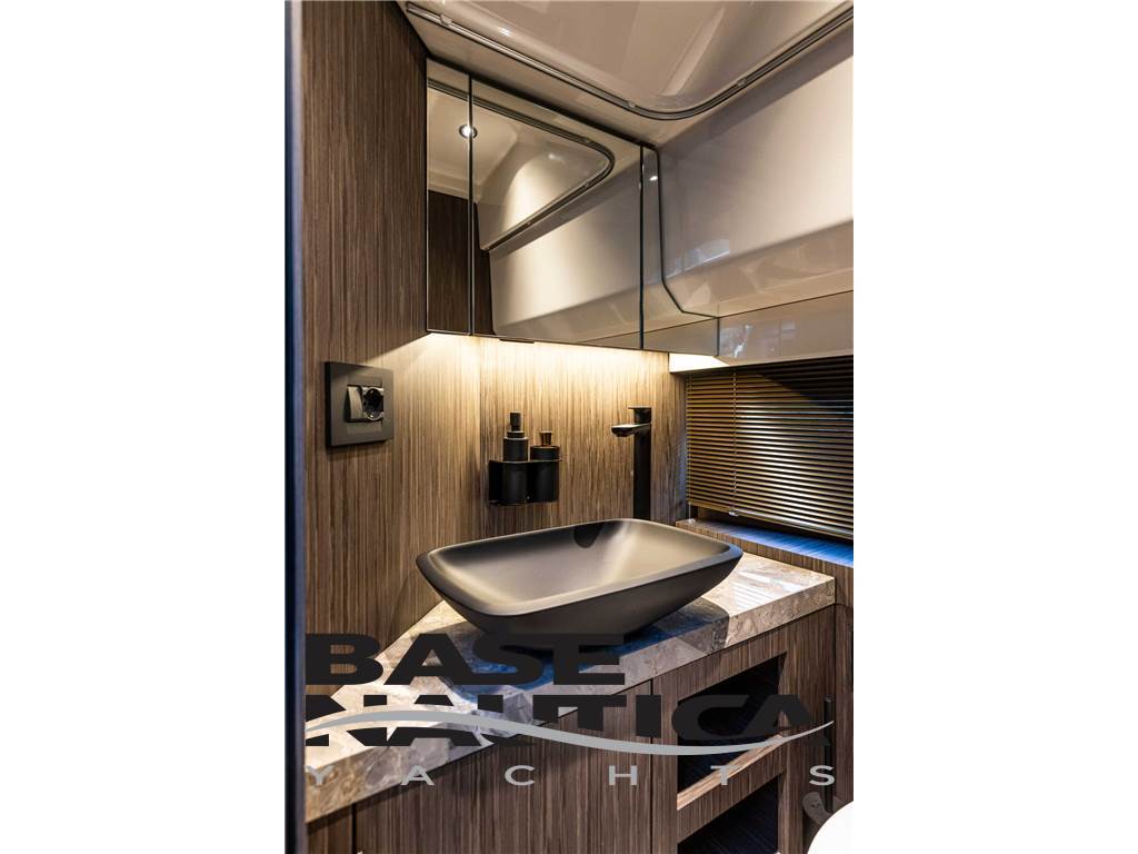 CRANCHI YACHTS A32