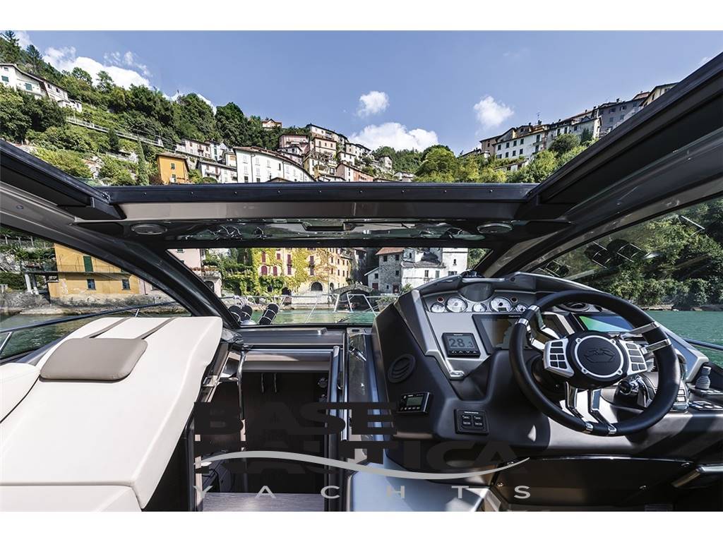 Cranchi M44 HT