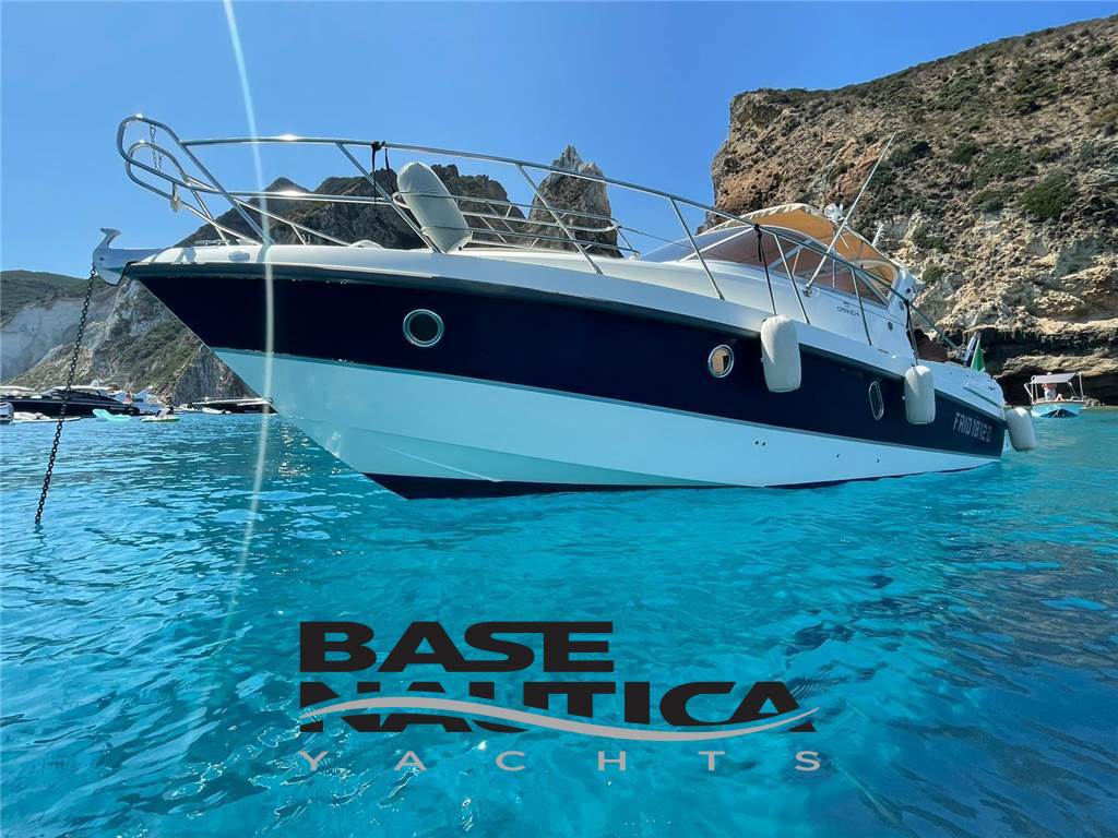 CRANCHI YACHTS ZAFFIRO 32
