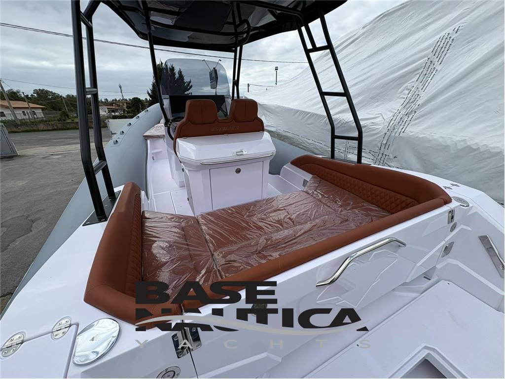 ITALBOATS STINGHER 28 GT
