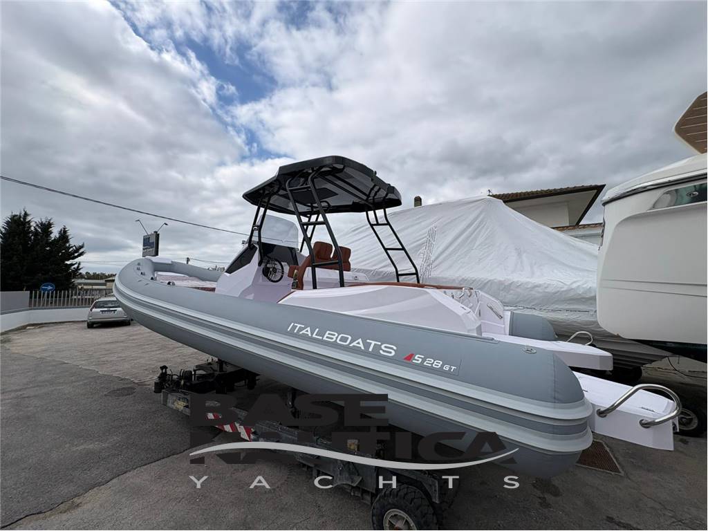 ITALBOATS STINGHER 28 GT