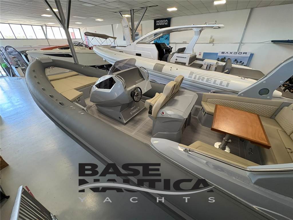 ITALBOATS STINGHER 32 GT