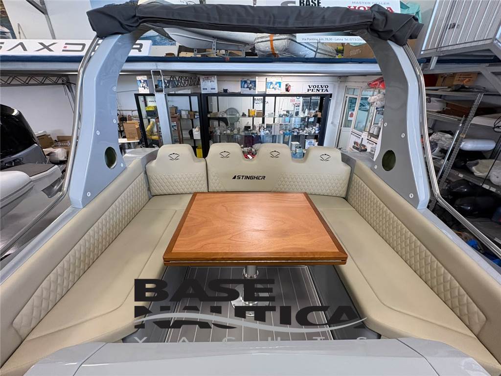 ITALBOATS STINGHER 32 GT