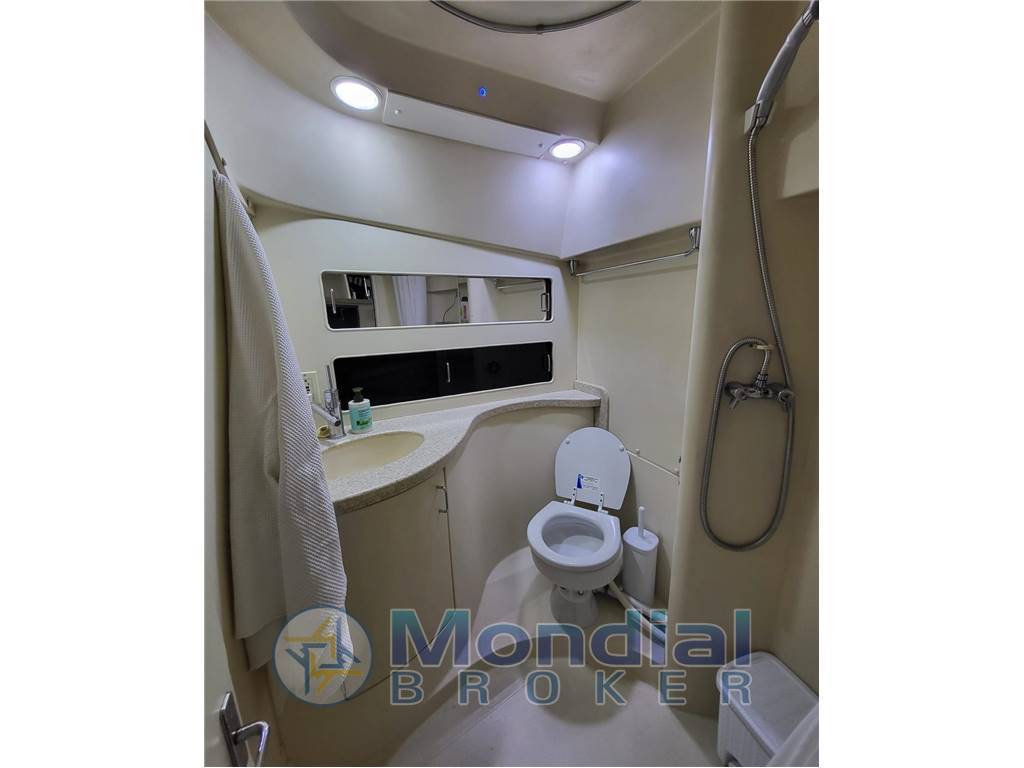 Luhrs 320 Convertible (Refit)