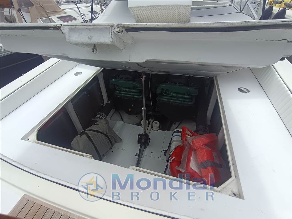 Magnum Marine 38