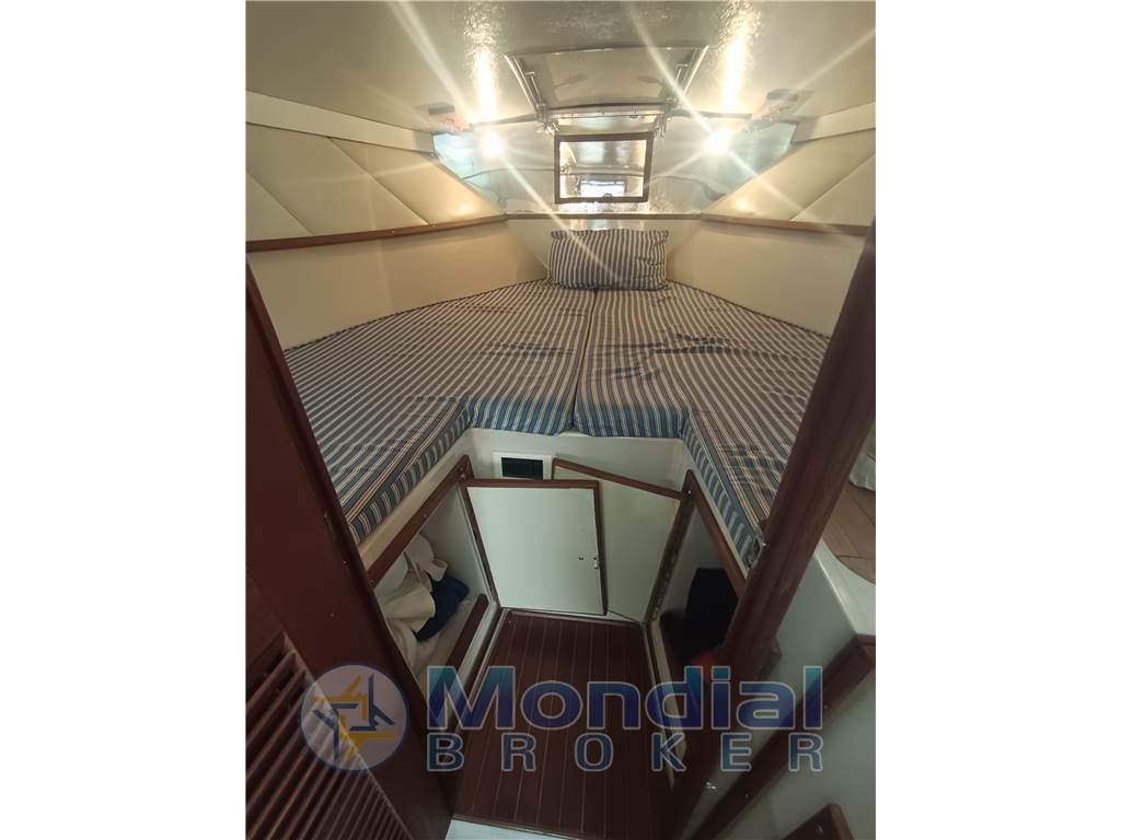 Magnum Marine 38
