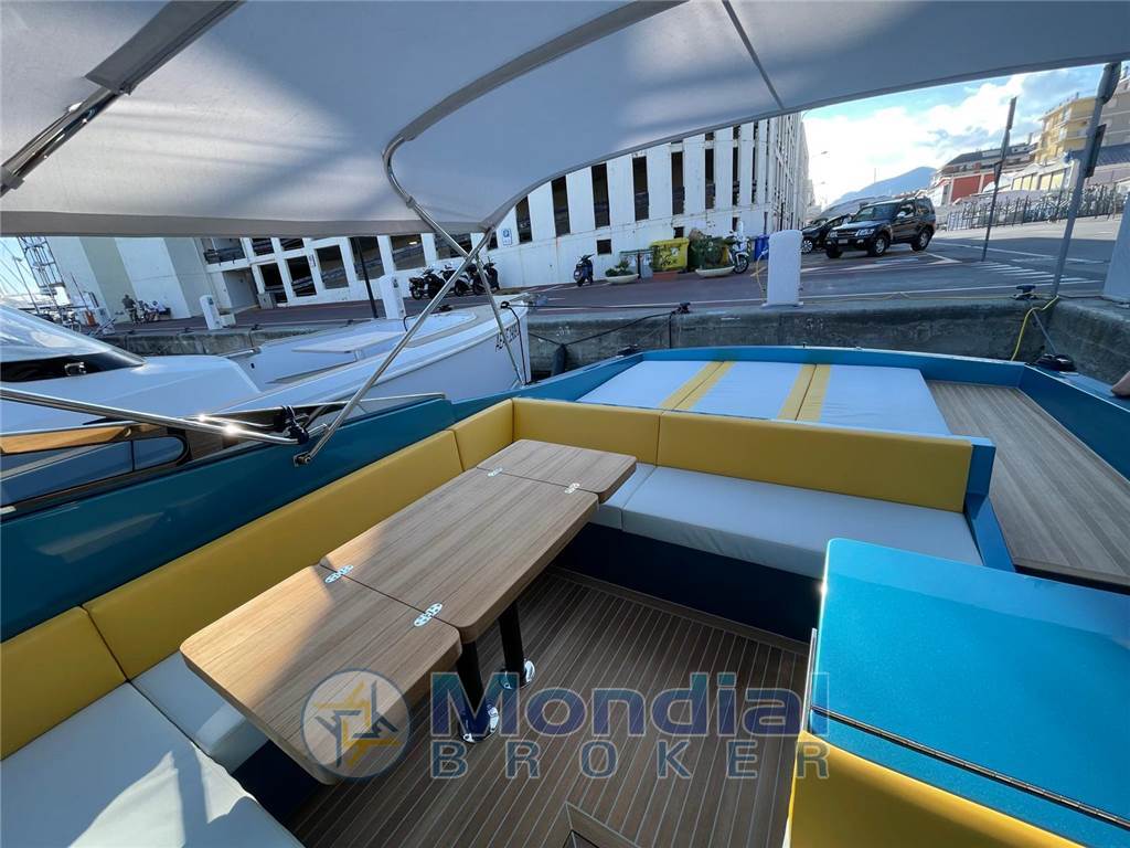 Magnum Marine 38 (REFIT 2024 by THUNDERBOAT ITALIA)
