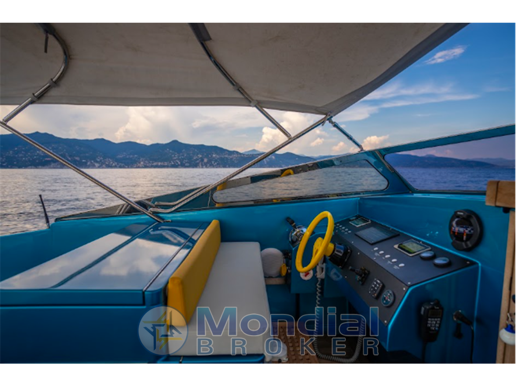 Magnum Marine 38 (REFIT 2024 by THUNDERBOAT ITALIA)