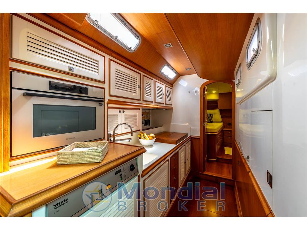C.N. Yacht 2000 Felci 71