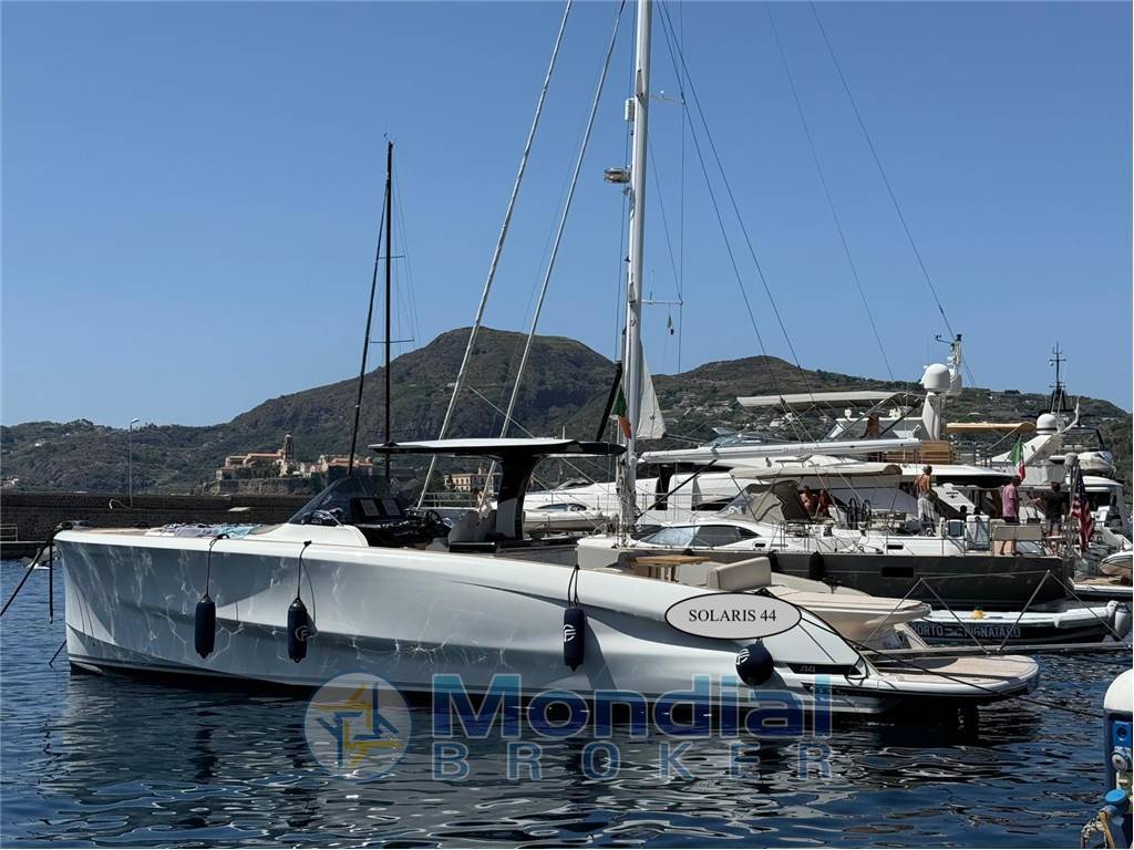 PERFORMANCE BOAT SOLARIS POWER 44 OPEN