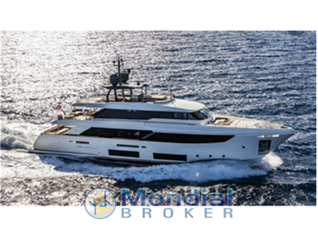 FERRETTI YACHTS NAVETTA 33 METRI