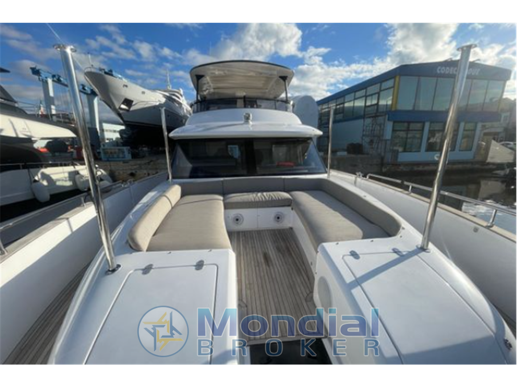 AZIMUT YACHTS MAGELLANO 66