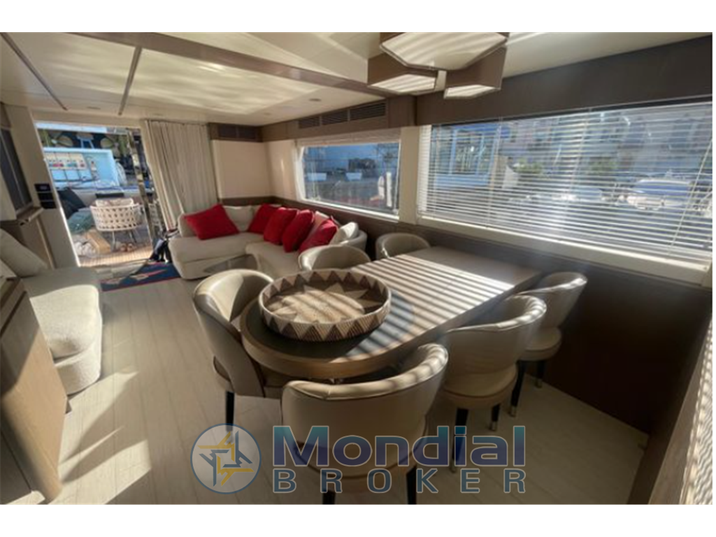 AZIMUT YACHTS MAGELLANO 66