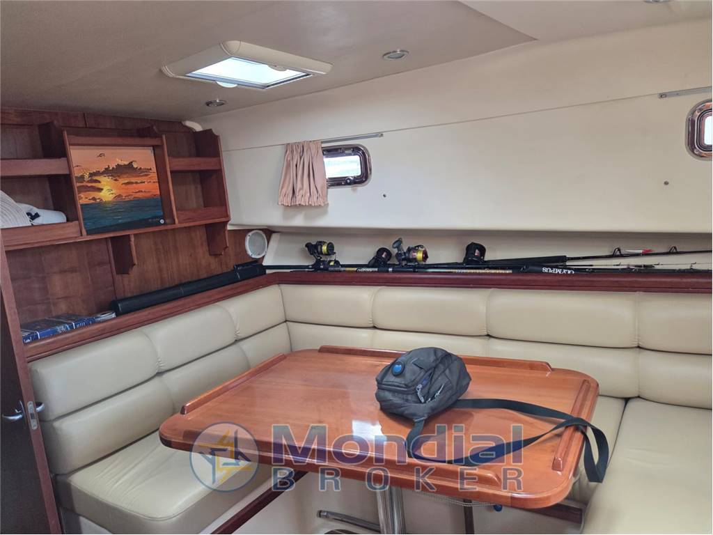 MAINSHIP USA 34 PILOT RUM RUNNER