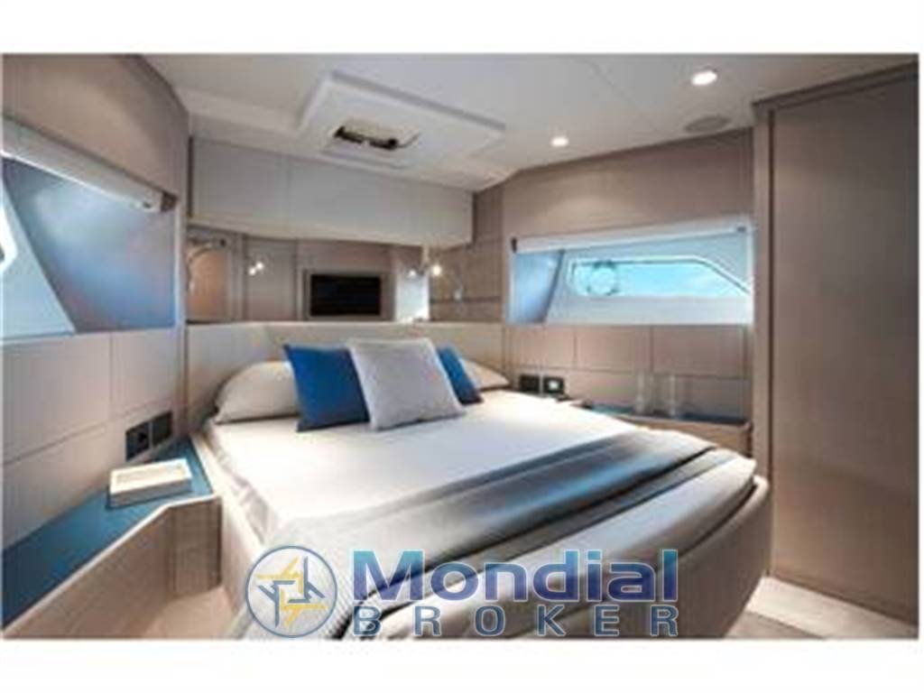 FERRETTI YACHTS 500 FLYBRIDGE
