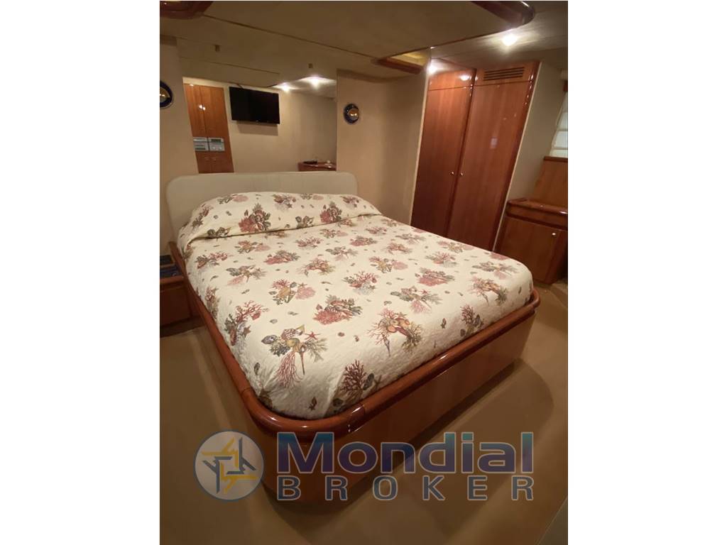 Ferretti 680 Fly
