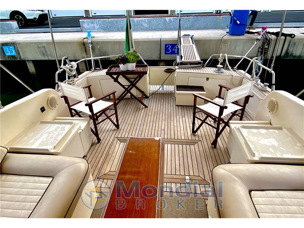 Rose Island 49
