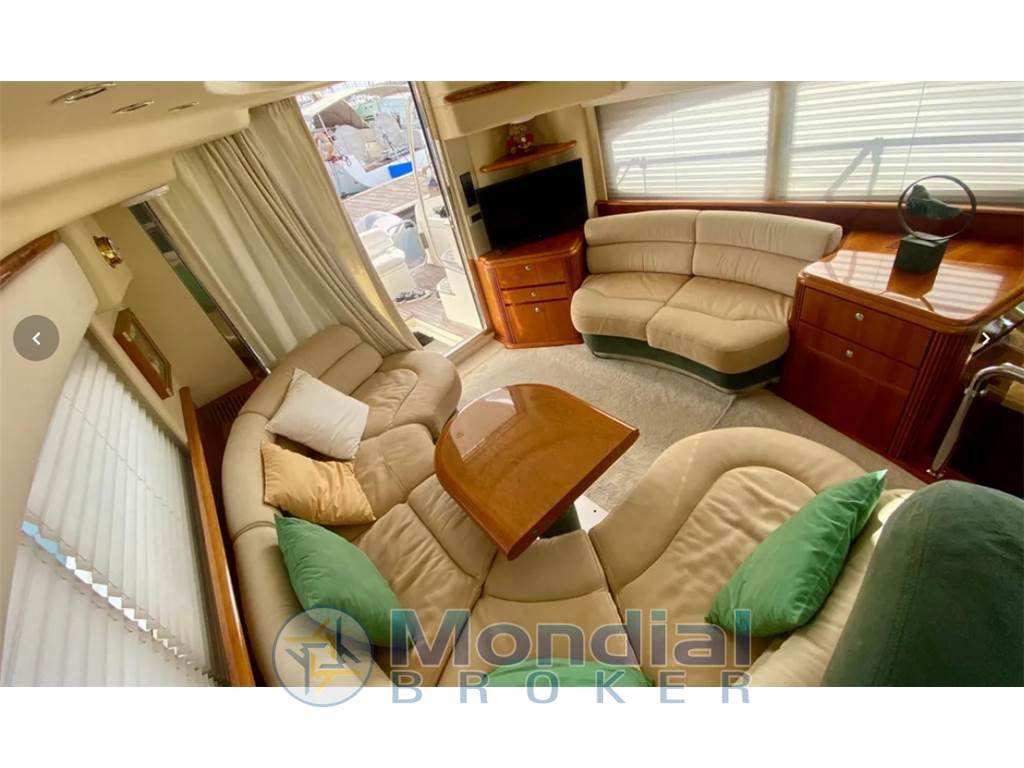 AZIMUT 42 FLY