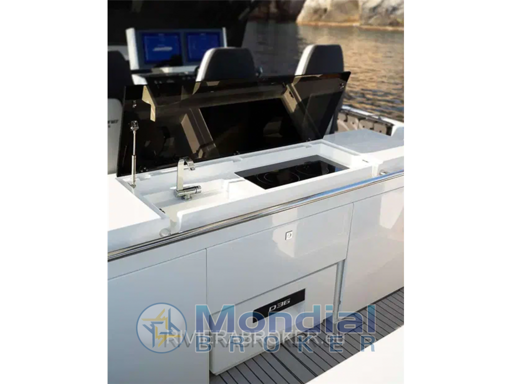 DE ANTONIO YACHTS D36 OPEN Soft-Top