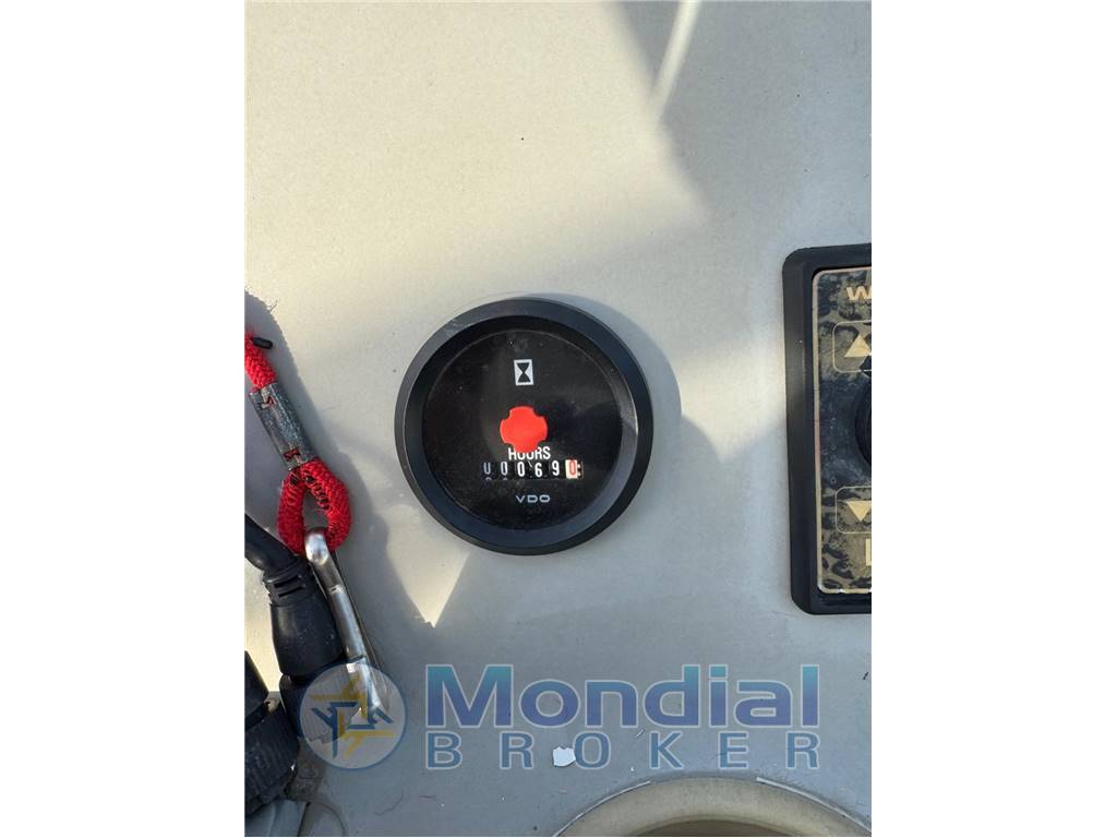 BAYLINER 2455 CIERA SUNBRIDGE