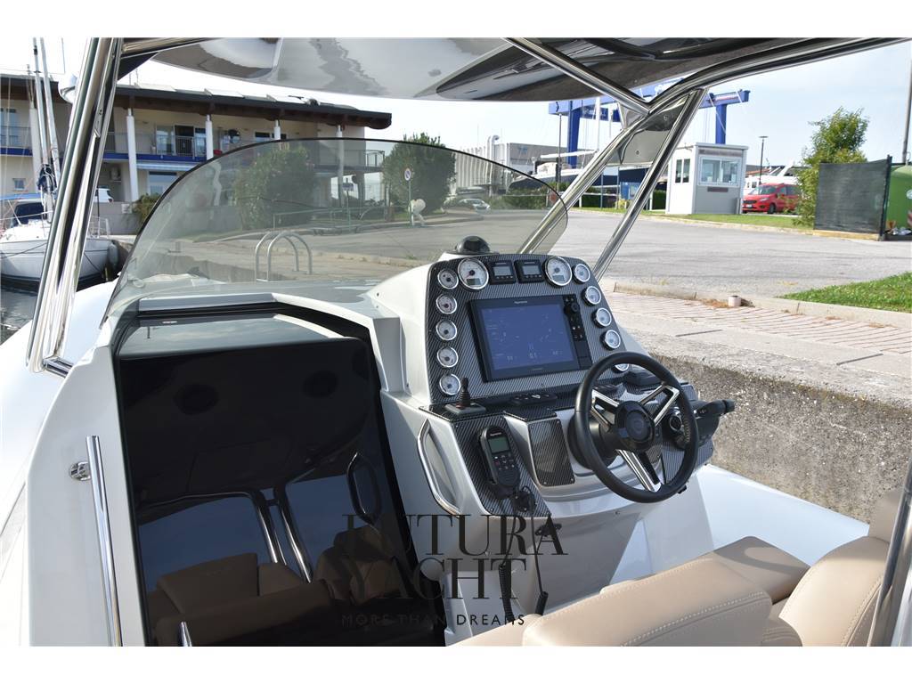 SACS TECNORIB STRIDER 11 SUNDECK EFB