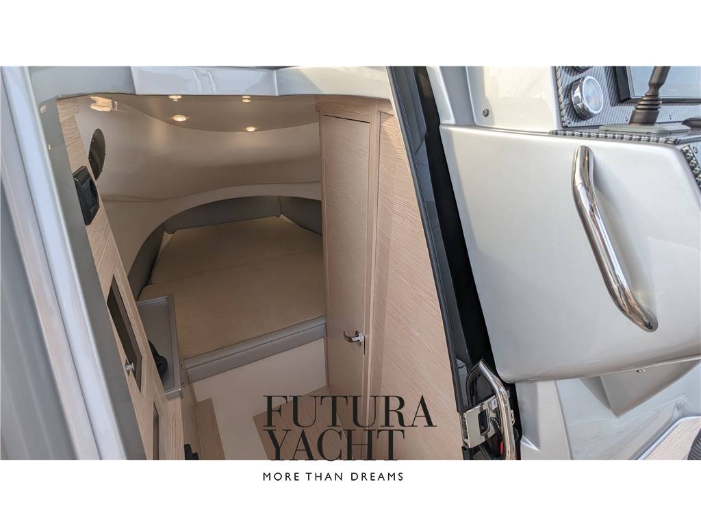 SACS TECNORIB STRIDER 11 SUNDECK EFB