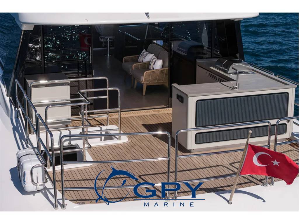 Sirena Yachts Sirena 78 Hybrid