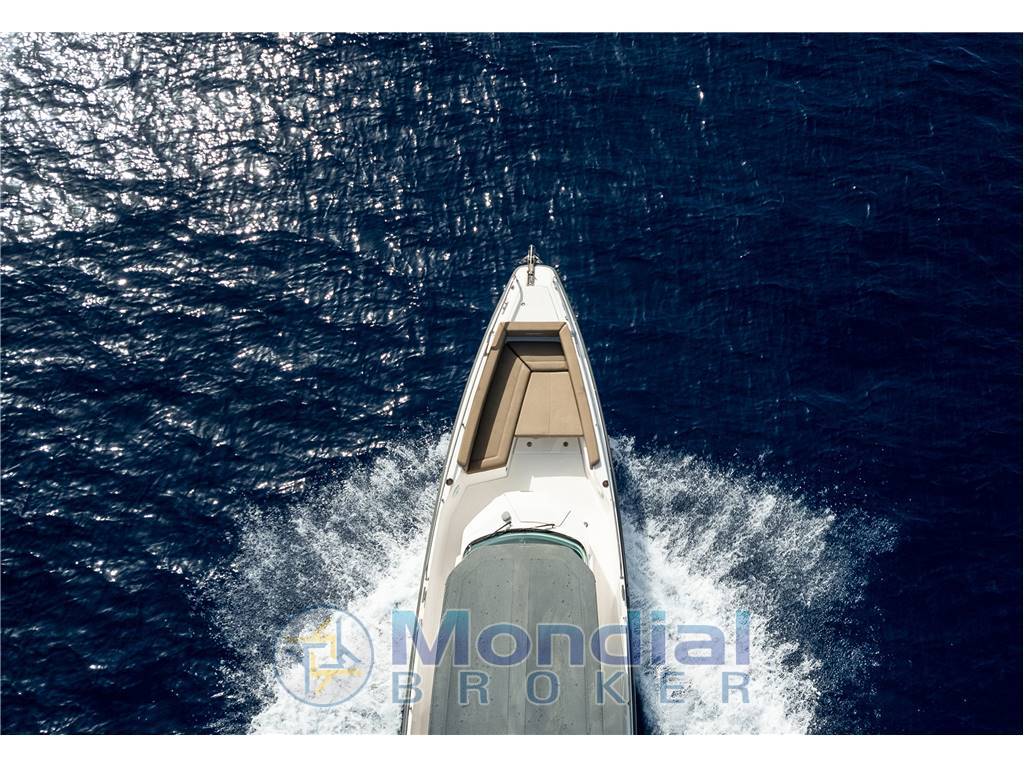 Axopar 28 T-Top