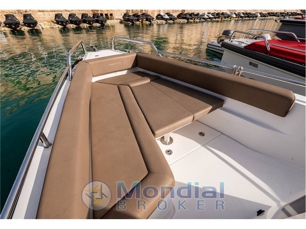 Axopar 28 T-Top
