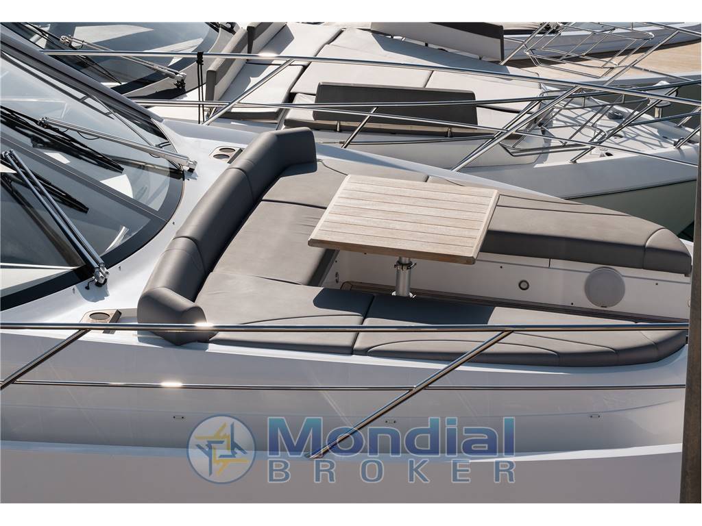 Sunseeker Manhattan 55