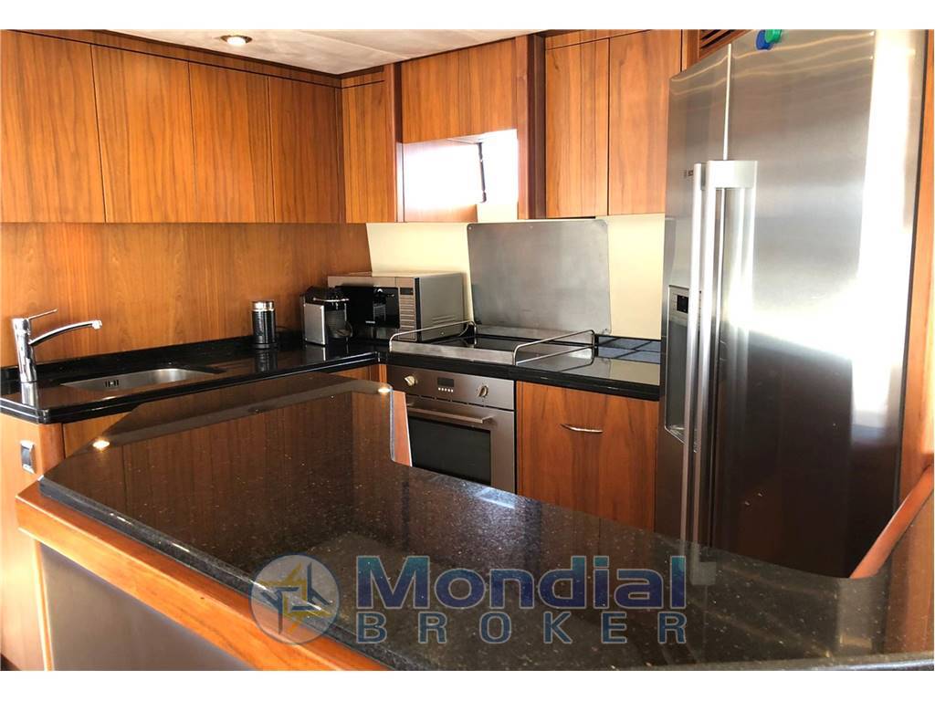 Sunseeker Manhattan 70