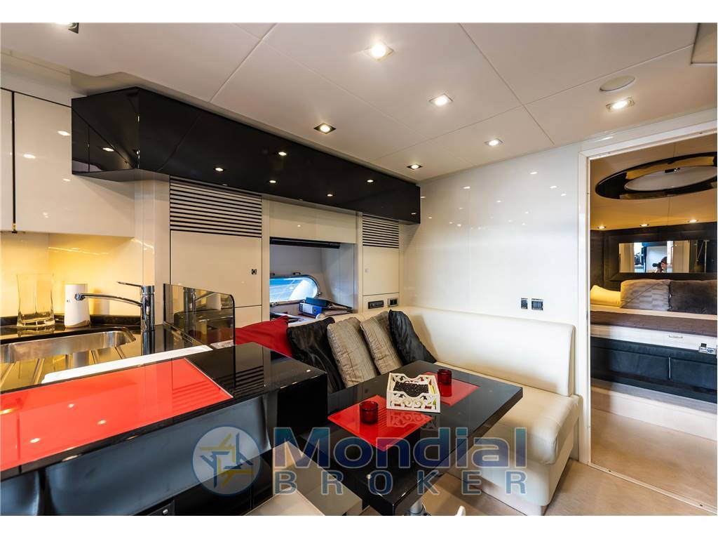Sunseeker Predator 74