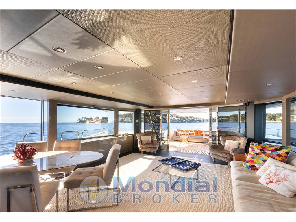 Sunseeker 28 Metri Yacht