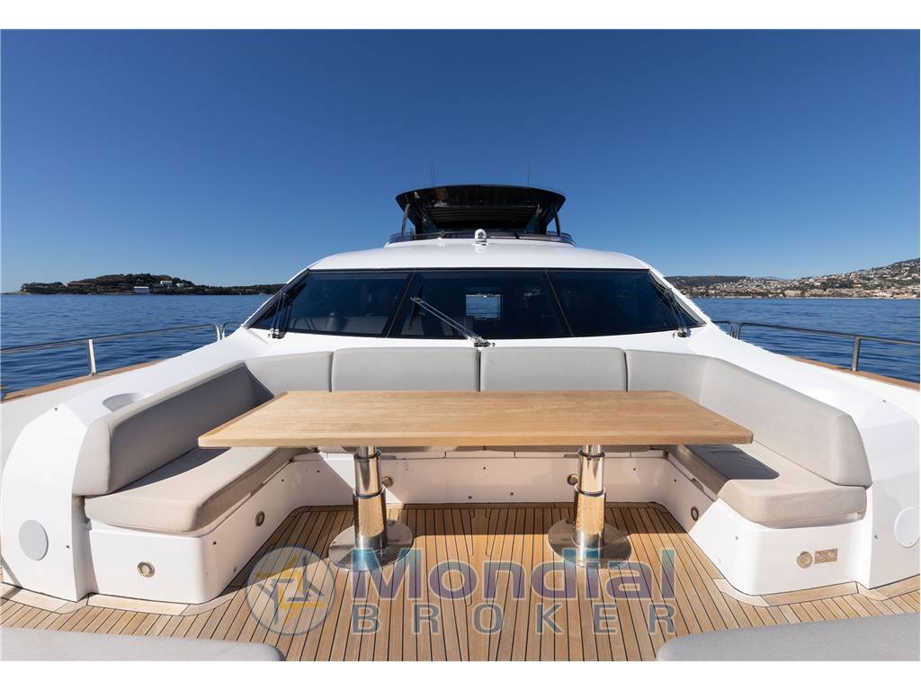Sunseeker 28 Metri Yacht