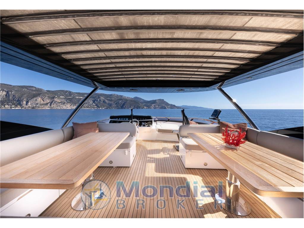 Sunseeker 28 Metri Yacht