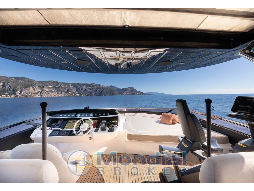 Sunseeker 28 Metri Yacht