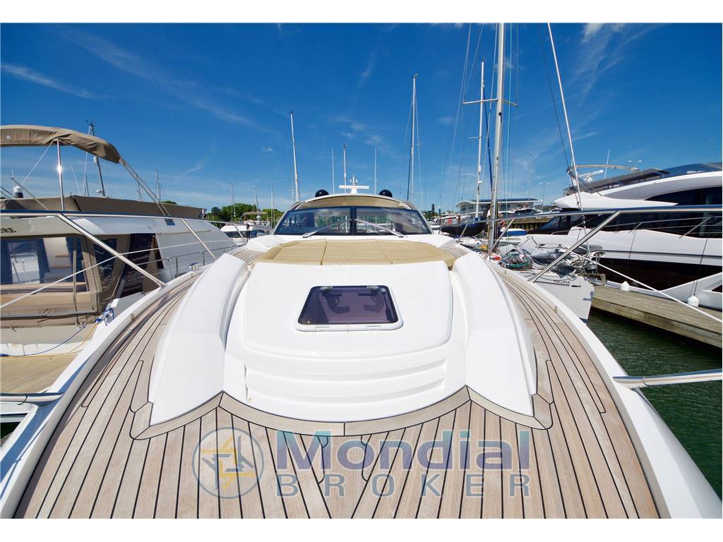 Sunseeker Predator 57