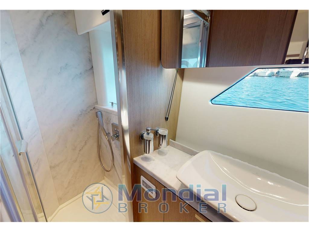 Sunseeker Predator 60 EVO