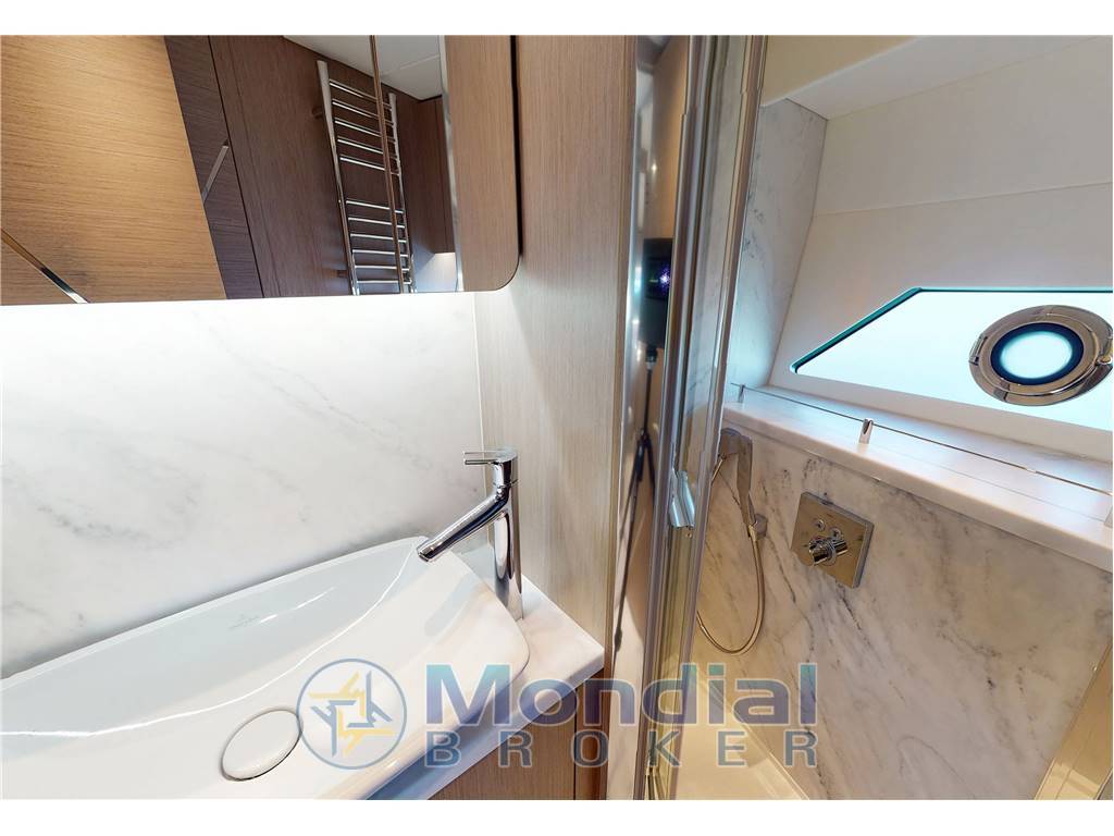 Sunseeker Predator 60 EVO