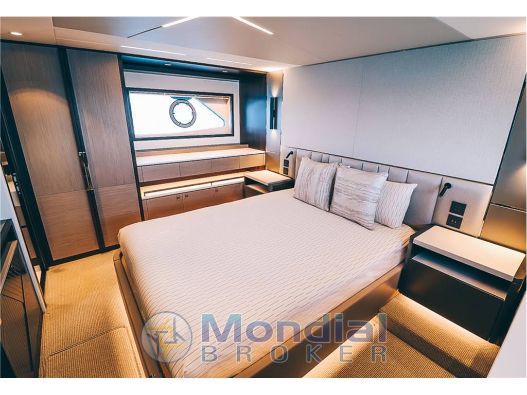 Sunseeker Manhattan 68